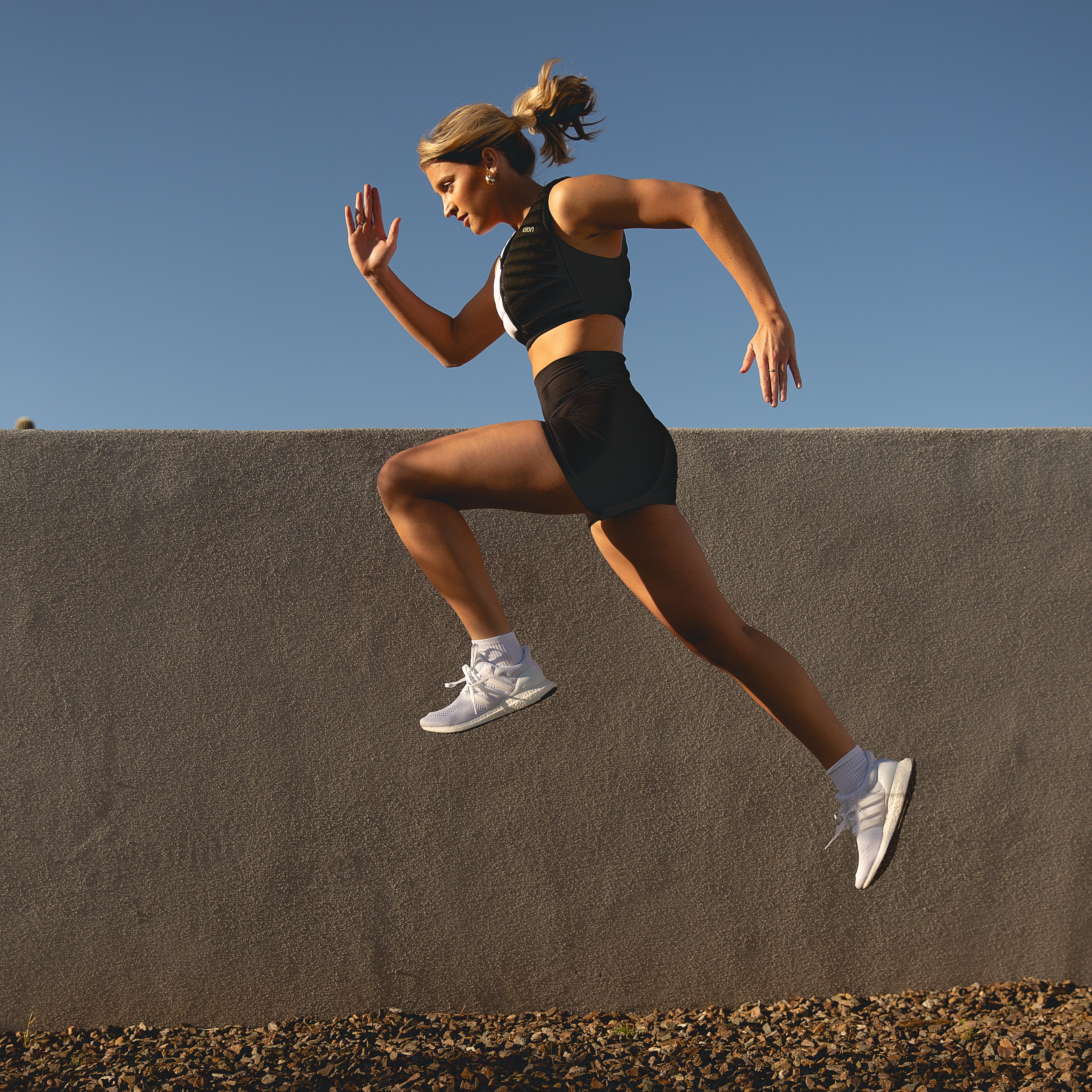 Aion | Women's Workout Crop Vest