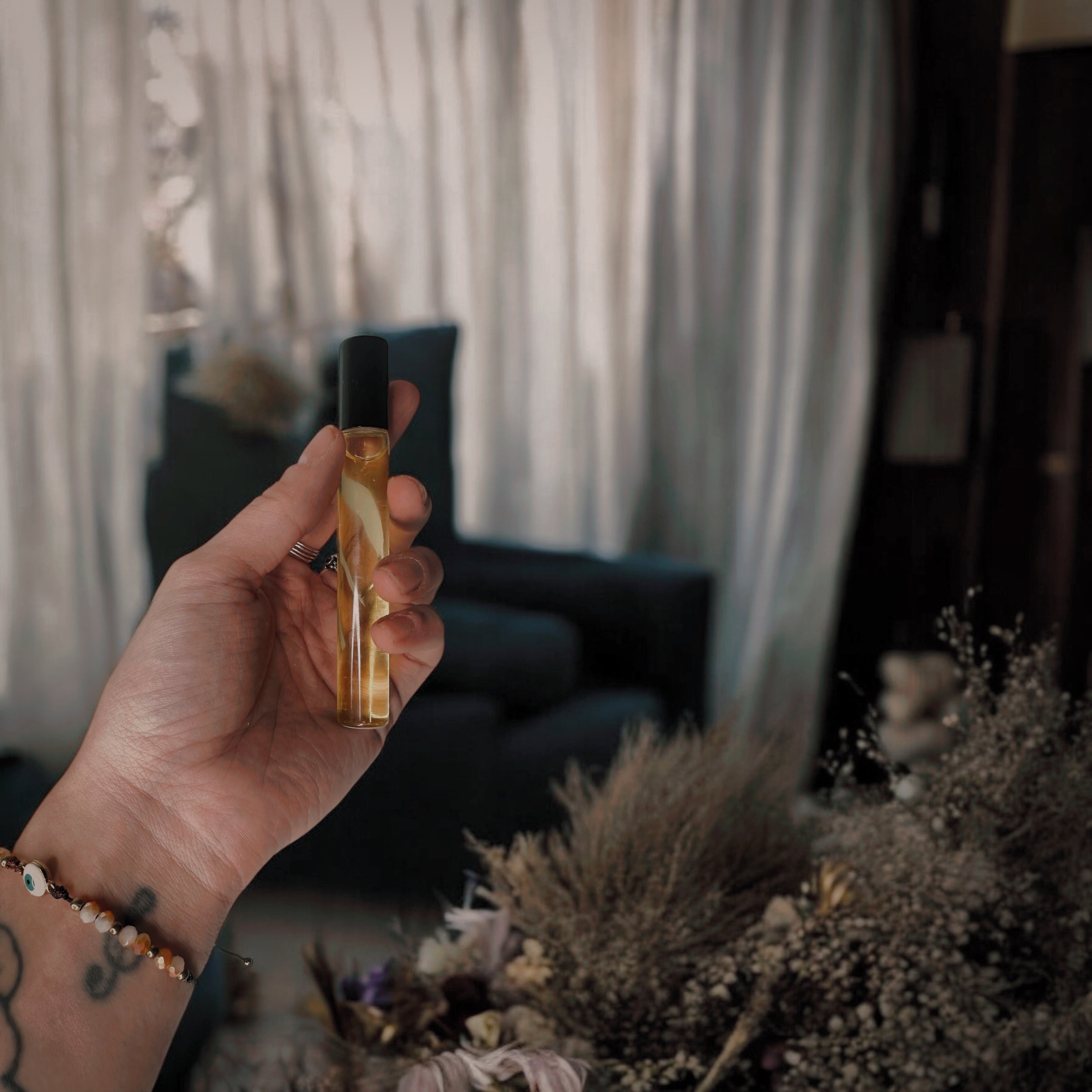 Unisex Roller ball Perfume, 15ml – Gender Neutral Fragrance Oils